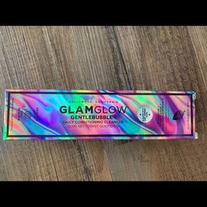 Glamglow gentle bubble daily conditioning cleanser